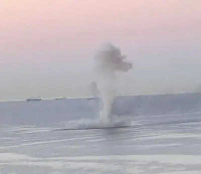 в новороссийске всу атаковали военно-морскую базу двумя безэкипажными катерами (видео) - Сайт Газеты «Совершенно Секретно»