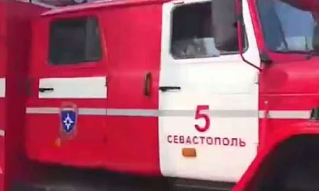 Севастополь снова в огне: повреждены 10 многоэтажек, ранена женщина