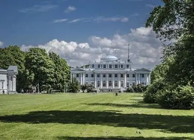 в петербурге мигрант изнасиловал сотрудницу нефтегазовой компании - Сайт Газеты «Совершенно Секретно»