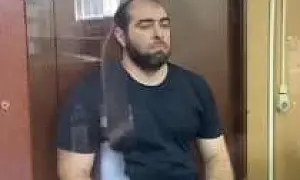 Суд в Москве арестовал обвиняемого по уголовному делу о взрыве на АЗС в Махачкале
