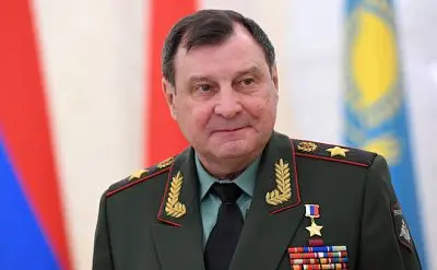 президенту рф дадут право продлевать срок службы генералов и маршалов - Сайт Газеты «Совершенно Секретно»