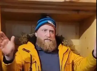 «не надо орать»: в красноярске дед мороз своим криком довёл детей до слёз (видео) - Сайт Газеты «Совершенно Секретно»