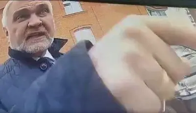 глава коми возмутился, когда полицейский попросил его переставить машину, припаркованную с нарушением (видео) - Сайт Газеты «Совершенно Секретно»