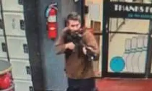 В Соединенных Штатах инструктор по оружию, наблюдавшийся у психиатра, убил 22 человека (ВИДЕО)