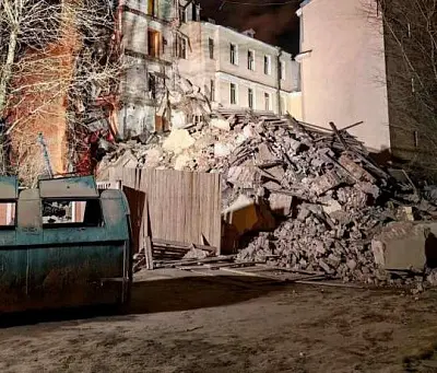 в санкт-петербурге рухнул шестиэтажный бывший доходный дом, построенный в 1885 году (видео) - Сайт Газеты «Совершенно Секретно»