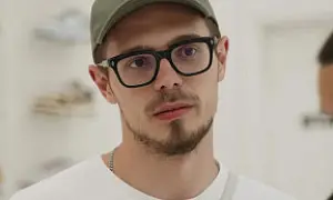 Признанный экстремистом блогер Никита Ефремов* получил иск на 11 млн рублей