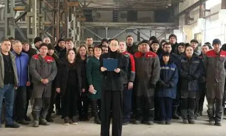 Работники свердловского завода электродвигателей просят защитить их предприятие от судебного произвола