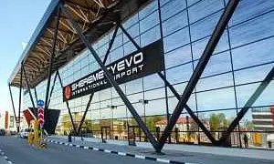 СК объявил в розыск троих обвиняемых в хищениях денег у бойцов СВО в Шереметьево