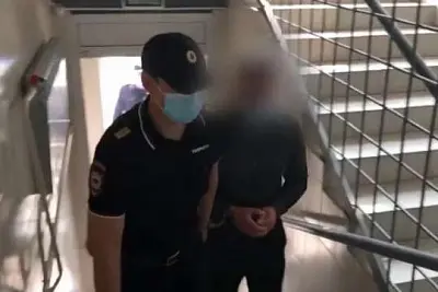 в приангарье задержан полицейский, который сливал закрытые данные о рейдах на нелегалов - Сайт Газеты «Совершенно Секретно»