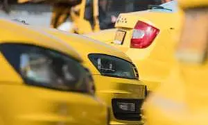 Минтранс готов вывести самозанятых таксистов из-под закона о локализации  до 2028 г. — иначе уйдут в тень