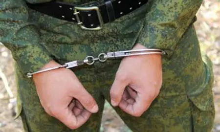 Правительство РФ предложило ужесточить наказание за дезертирство для военнослужащих с судимостью