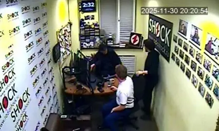 Мигрант захватил петербургскую радиостанцию и в эфире призвал взорвать Москву 