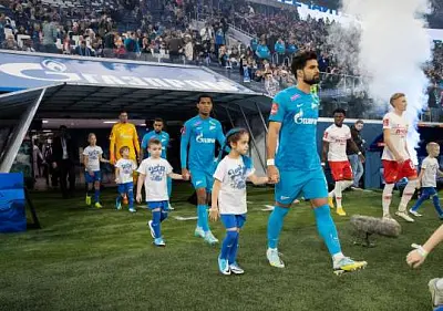 рфс дисквалифицировал шесть игроков "зенита" и "спартака" на шесть матчей кубка россии из-за массовой драки - Сайт Газеты «Совершенно Секретно»