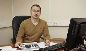 Причиной обысков в «Новой газете» и задержание обозревателя Ролдугина могли стать журналистские расследования о коррупции и доносах