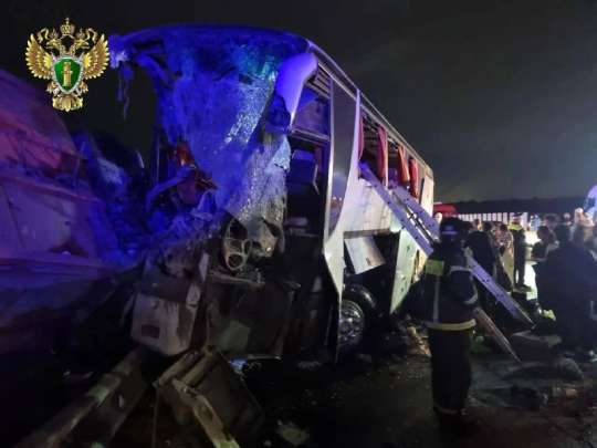5 человек, 38 пострадали в ДТП с автобусом и грузовиком в Ставропольском крае