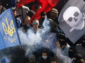 украинские радикалы формируют движение «хочешь есть, убей буржуя»