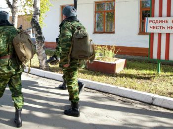 крымчане массово идут служить в российскую армию
