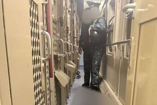 Заключённый убил конвоира в поезде в Кабардино-Балкарии: подробности