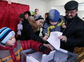 киев обвинил днр в подготовке референдума о присоединении к россии