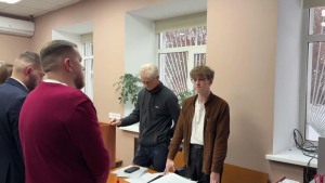 Московский суд отклонил народный иск к РКН и Минцифры о блокировке мессенджеров Telegram и WhatsApp*