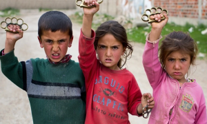 Ответственность за адаптацию мигрантских семей в РФ хотят возложить на … школьных учителей. Новая инициатива Минпросвещения.