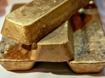 китай обогнал россию по объему золотого запаса
