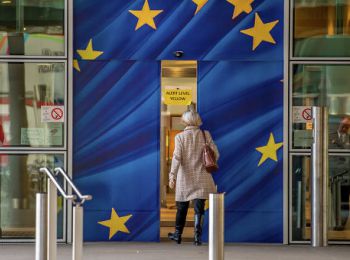 совфед призвал симметрично ответить на «репрессивные решения» евросоюза