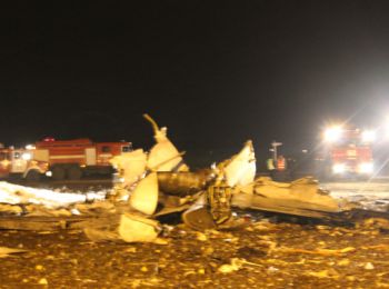 «Чёрные ящики» Boeing 737-500 получили сильные механические повреждения