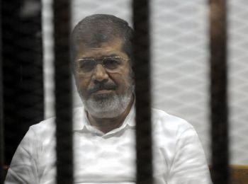 экс-президент египта мухаммед мурси приговорен к 20 годам тюрьмы