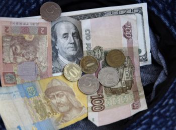путин призвал российские банки продолжить работу на украине