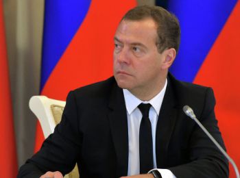 медведев: целостность украины должна учитывать решения рф по крыму