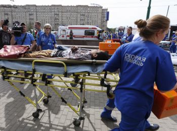 число погибших в московском метро возросло до 20 человек