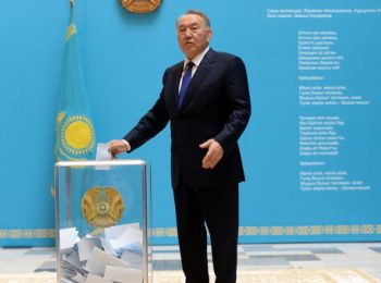 назарбаев победил на президентских выборах в казахстане, получив 97,7% голосов