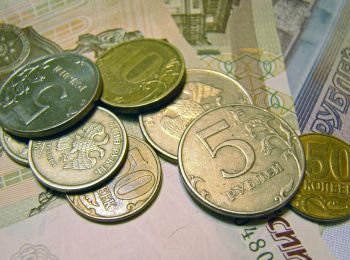 эксперты признали рубль самой недооцененной валютой в мире