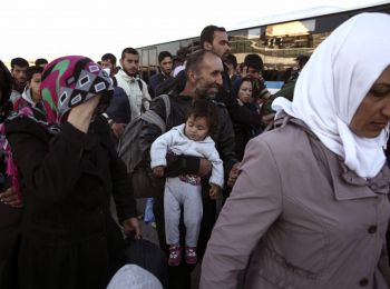 евросоюз готовится депортировать сотни тысяч мигрантов