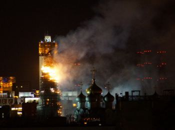 короткое замыкание могло стать причиной пожара на колокольне новодевичьего монастыря