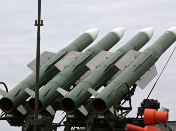 россия перебросила в сирию зенитные ракетные системы