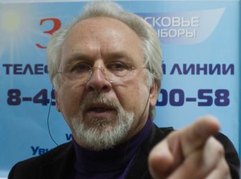 депутаты заявляют: «московский комсомолец» занимает здание незаконно