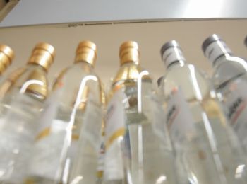 в россии контрафактный алкоголь будут использовать для мытья окон