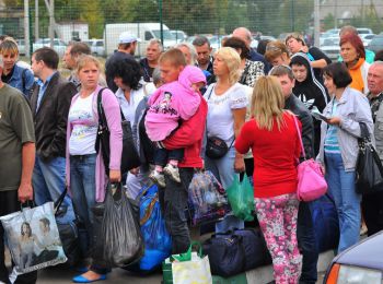 кабмин распределил по регионам более 1,2 млрд на поддержку украинских беженцев