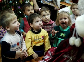 83,8% детей в российских детдомах имеют родителей