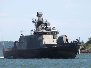 финские военные забросали гранатами неизвестный подводный объект, испугавшись подлодки