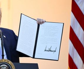 Трамп подписал закон об «адских» санкциях против России