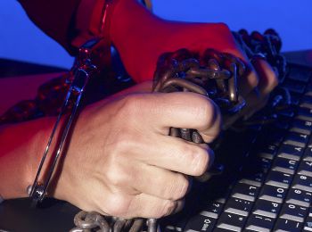 Оправданно ли ужесточили наказание за призывы к экстремизму в Интернете?