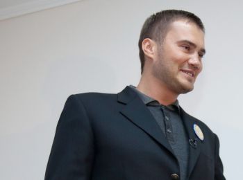 янукович присутствовал на похоронах сына в севастополе