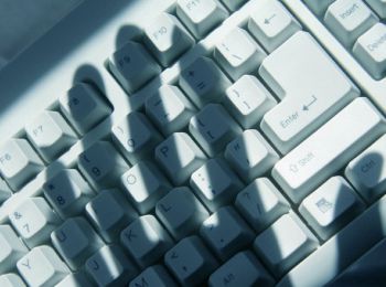 «киберберкут» заблокировал сайт порошенко