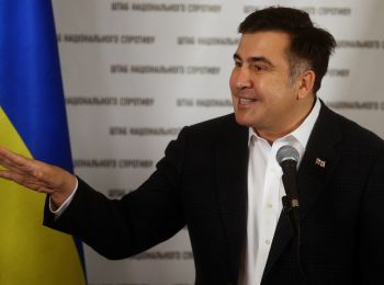 саакашвили построит в одессе переправу для доставки грузов в обход россии