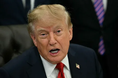 Крупнейшие американские телеканалы и издания объявили Трампу бойкот 