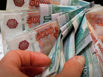 минфин: доходы российского бюджета в 2015 году снизятся на 2,6 трлн рублей