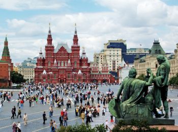 власти москвы потратят на церемонию открытия дня города около 90 млн рублей